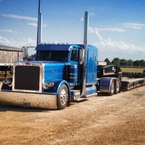 Should I Use A Freight Broker For Medical Logistics & Transport